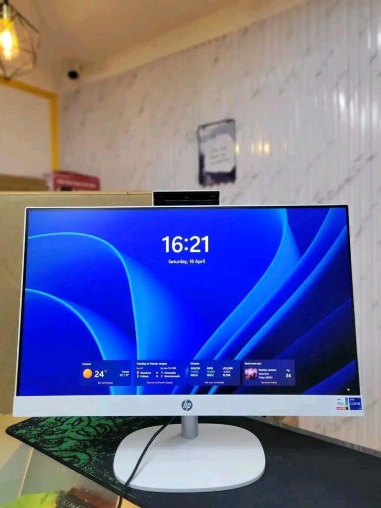 Brand new HP 23.8-inch All-in-One desktop PC in white with Intel Core i7 processor