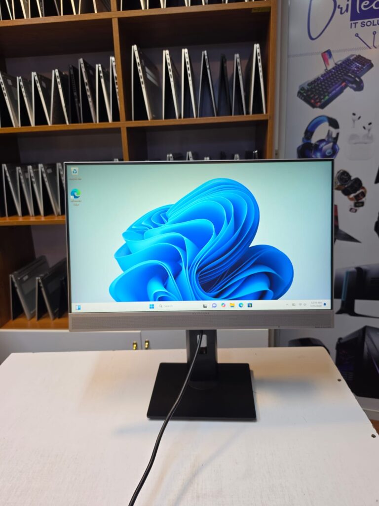 HP EliteOne 800 G5 all-in-one desktop PC with 23.8 inch display, front view