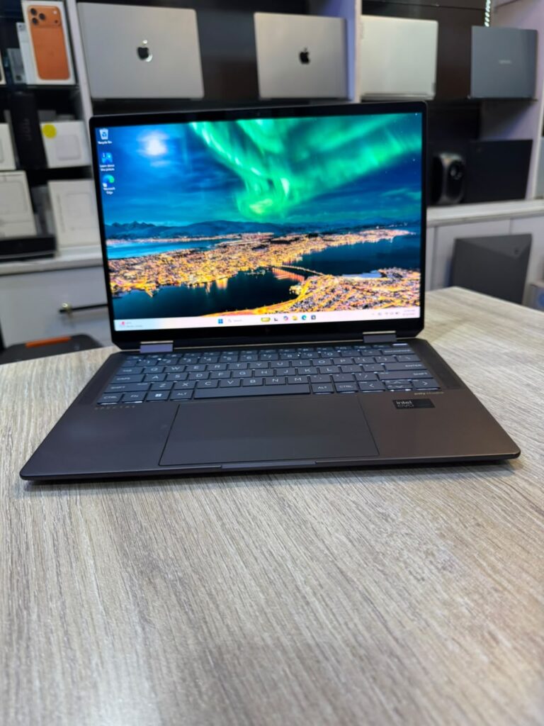 Hp spectre 14 Ultra 7 155H 22 CPUs, 3.8GHz 1TB ssd/16GB ram 2K screen display, backlit keyboard, Fingerprint enabled