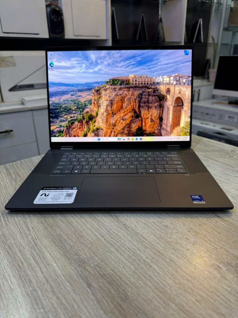 HP OmniBook X Flip 16" – Intel Core Ultra 9 288V, 32GB RAM, 1TB SSD, Intel Arc 140V