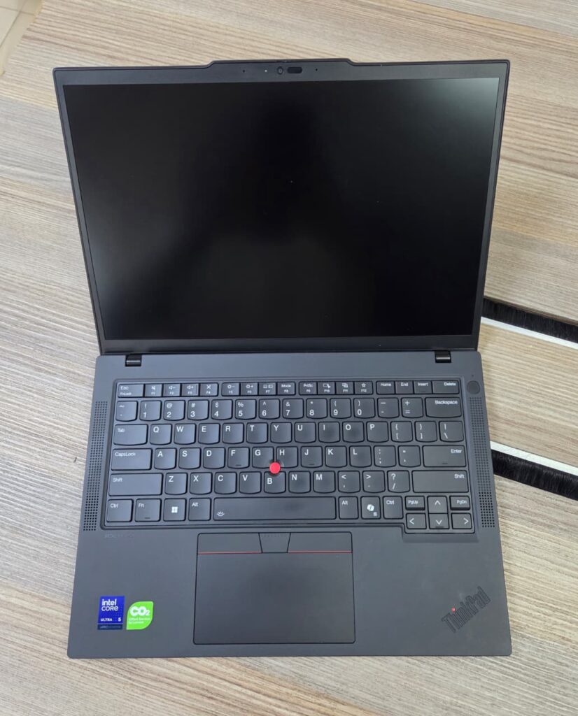 Lenovo ThinkPad T14 Gen 6 - Intel Core Ultra 5, 16GB RAM, 512GB SSD