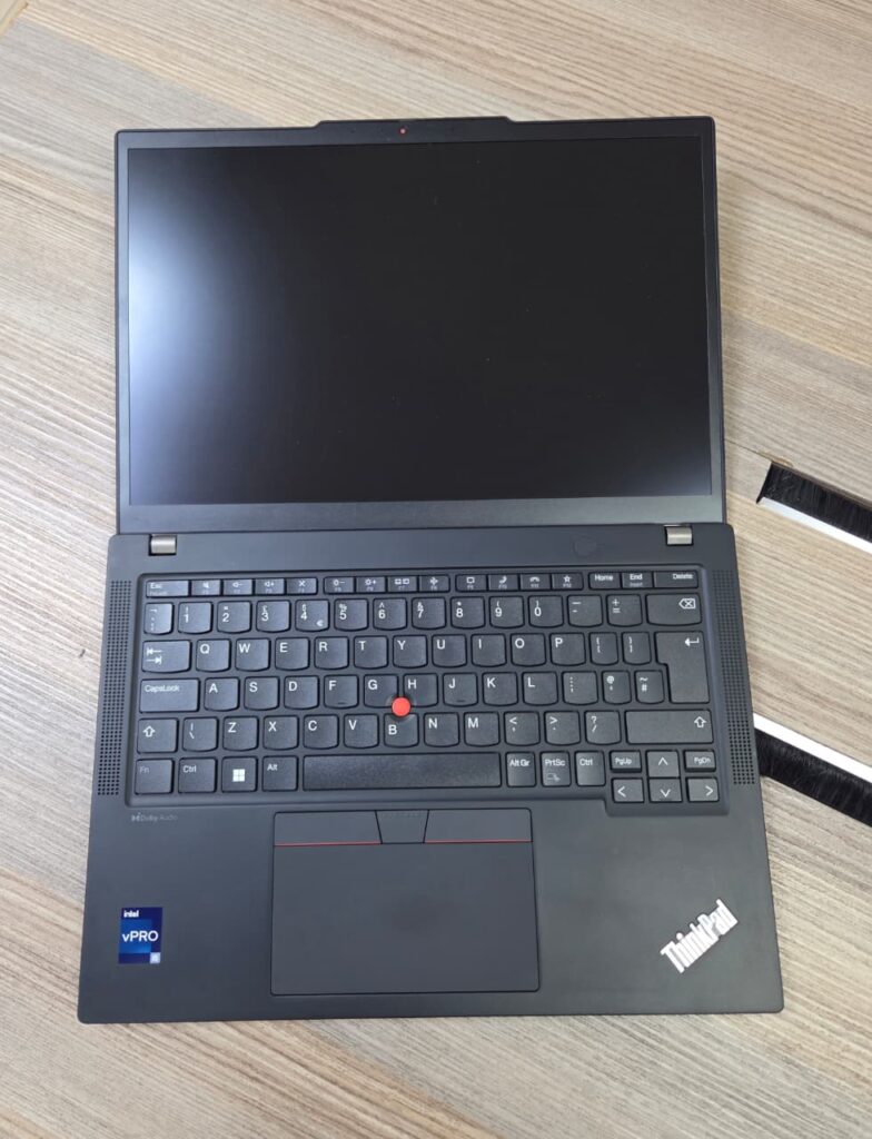 Lenovo ThinkPad X13 Gen 4 - Intel Core i5 13th Gen, 16GB RAM, 512GB SSD